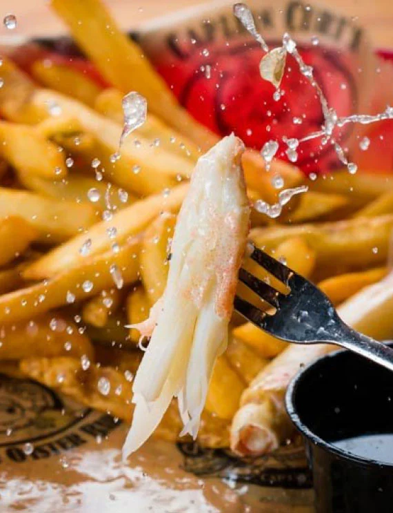 img_02 Captain Curt's Crab & Oyster Bar | Seafood Restaurant