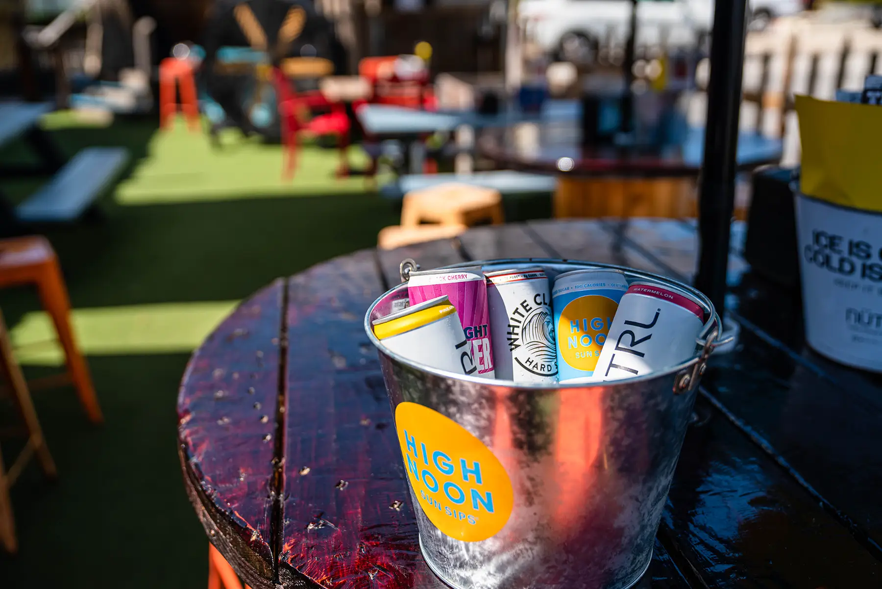 Poolside Bars Poolside Bars